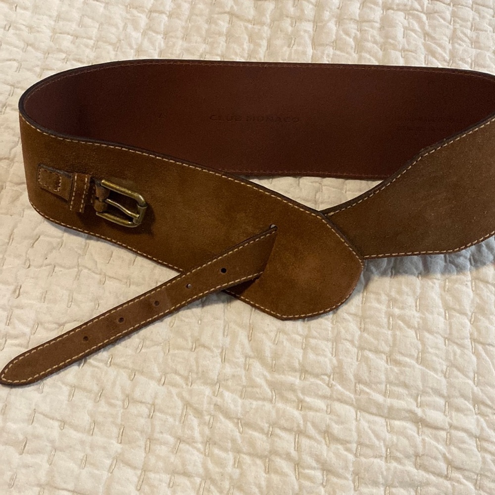 Club Monaco wide belt. Brown Suede leather material. Like new!!